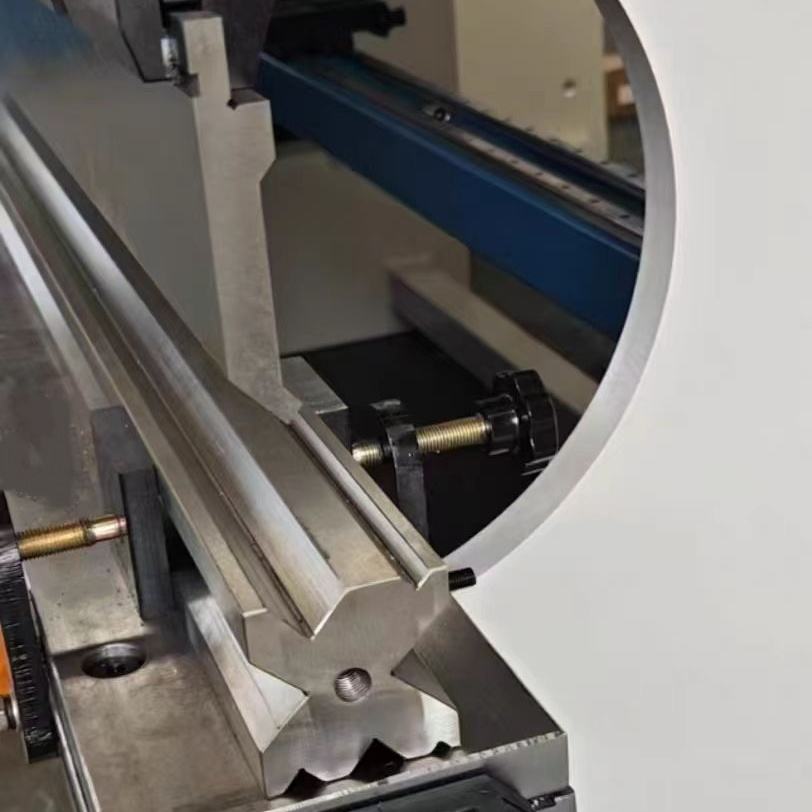 Sheet metal bending applications with press brake